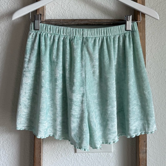Colsie Light Seafoam Green Shimmer Velvety Stretchy Pull On Lounge Shorts sz: S - Picture 5 of 5